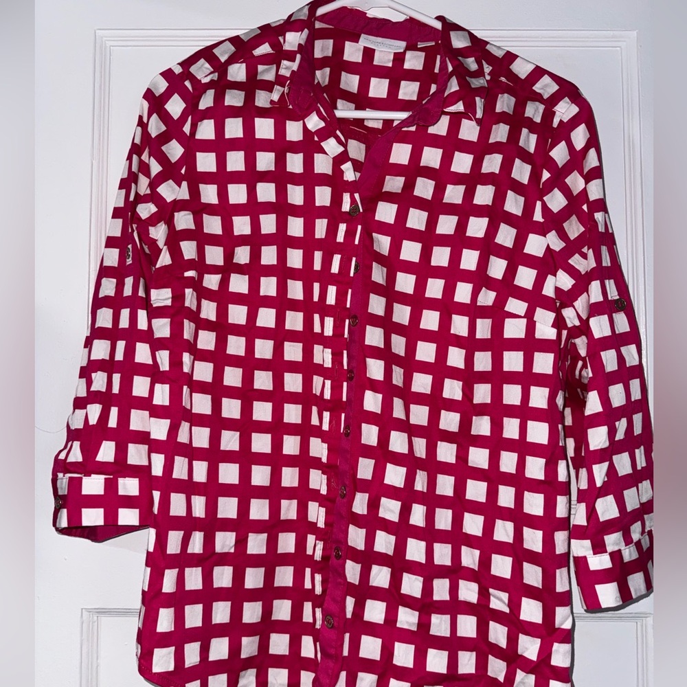 Cute Pink & White Button Down